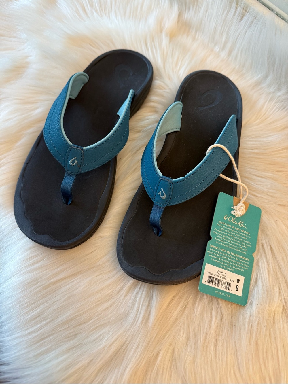 Olukai Ohana Teal Flip Flops Sandals New 9